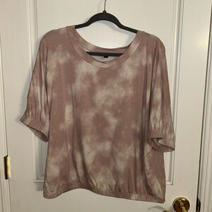 Express Pink and White Tie Dyed T-Shirt with Elastic Around the Waist Size XL